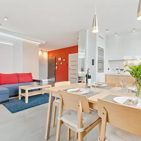 Sea View - Apartamenty24 *